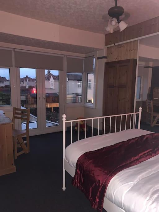Family Holiday Home Блекпул Екстериор снимка