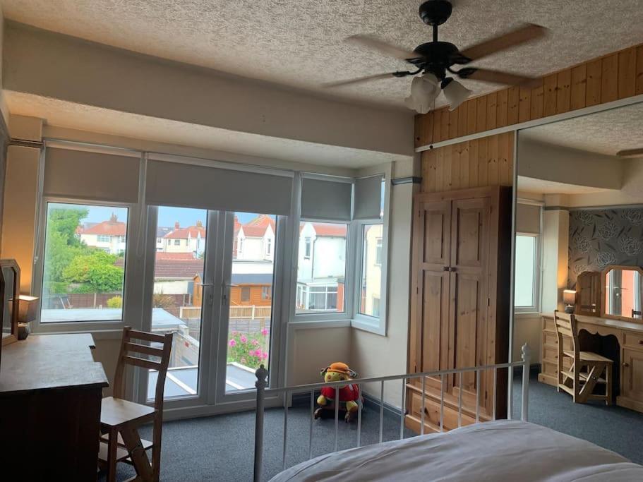 Family Holiday Home Блекпул Екстериор снимка
